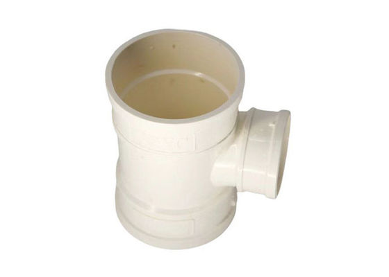 40 พีวีซี ความดันท่อ Fittings Tee Polyvinyl Chloride สําหรับการระบายน้ํา