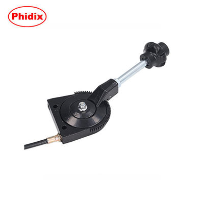 Universal Throttle Controller มีสีดำและสีเทา